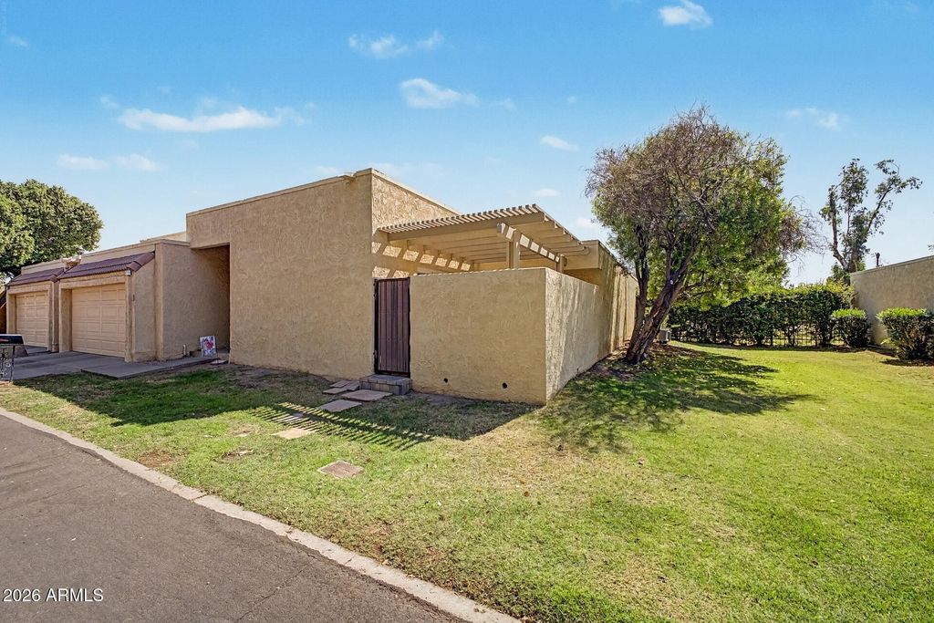 6221 N 21ST Drive, Phoenix, AZ 85015