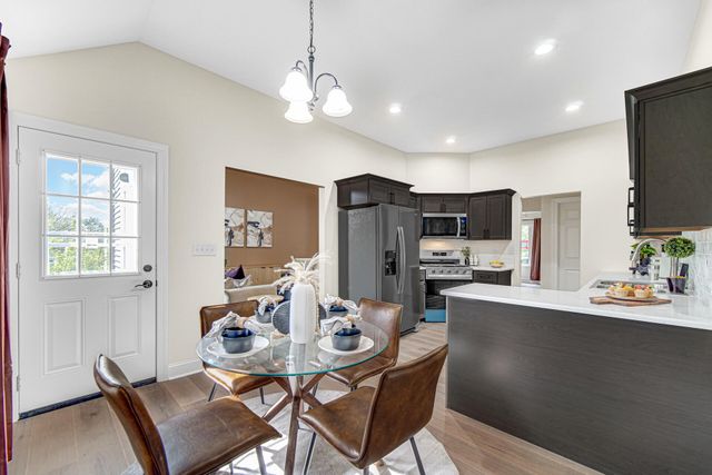 736 Cinnamon Teal Court, Hobart, IN 46342