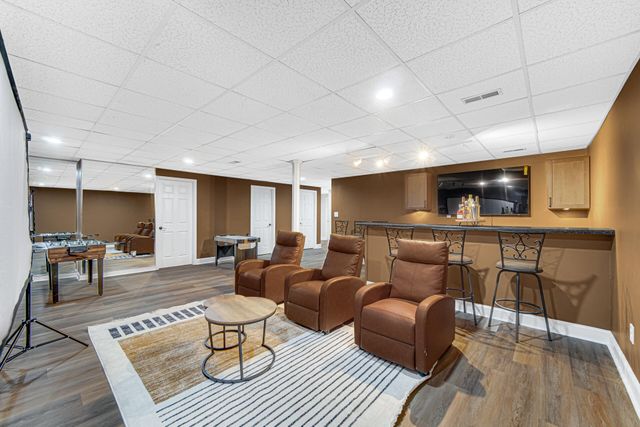 736 Cinnamon Teal Court, Hobart, IN 46342