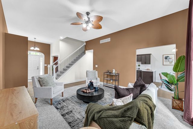 736 Cinnamon Teal Court, Hobart, IN 46342