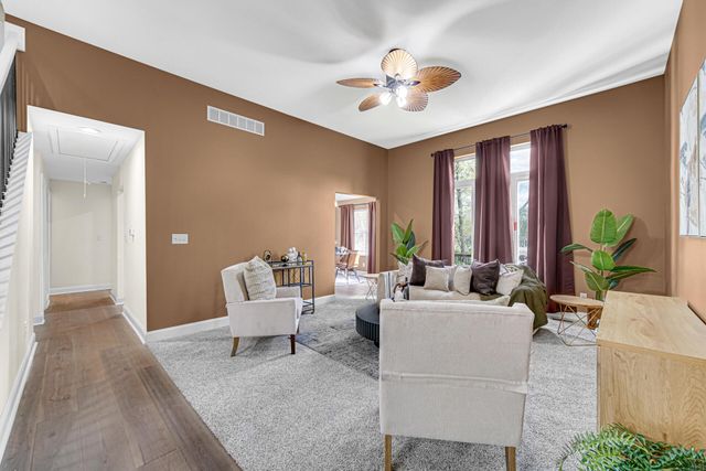 736 Cinnamon Teal Court, Hobart, IN 46342