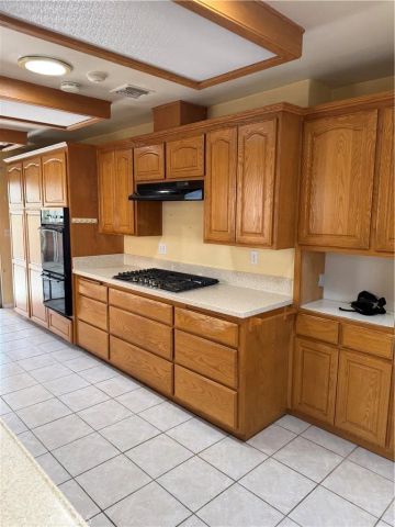 3922 Snowden, Long Beach, CA 90808