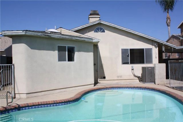 3922 Snowden, Long Beach, CA 90808