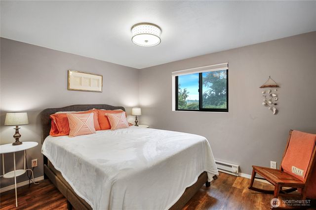 1968 State Route 105, Aberdeen, WA 98520