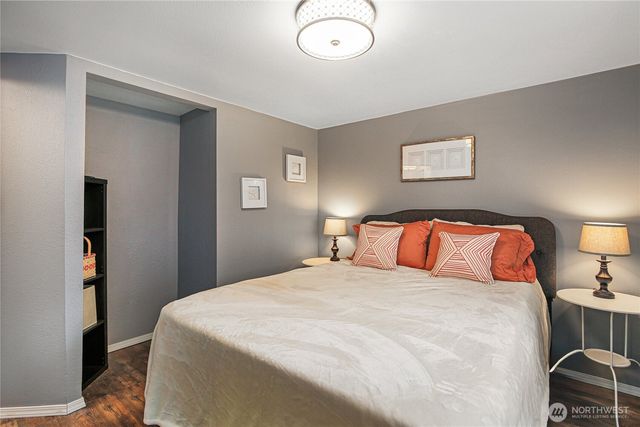 1968 State Route 105, Aberdeen, WA 98520