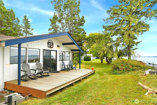 1968 State Route 105, Aberdeen, WA 98520