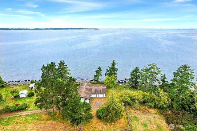 1968 State Route 105, Aberdeen, WA 98520