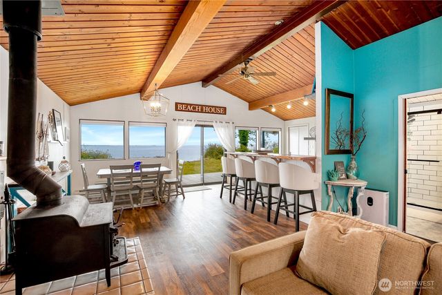 1968 State Route 105, Aberdeen, WA 98520