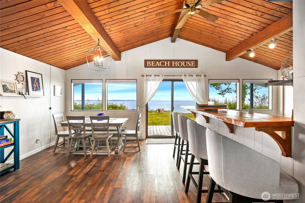 1968 State Route 105, Aberdeen, WA 98520