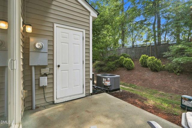 1618 Brook Fern Way, Raleigh, NC 27609