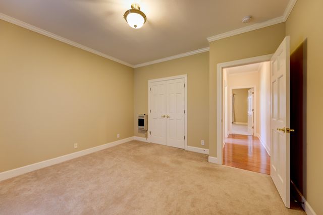 629 Mobley Rd, Clarksville, TN 37043