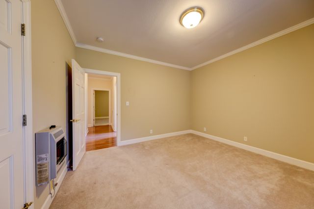 629 Mobley Rd, Clarksville, TN 37043