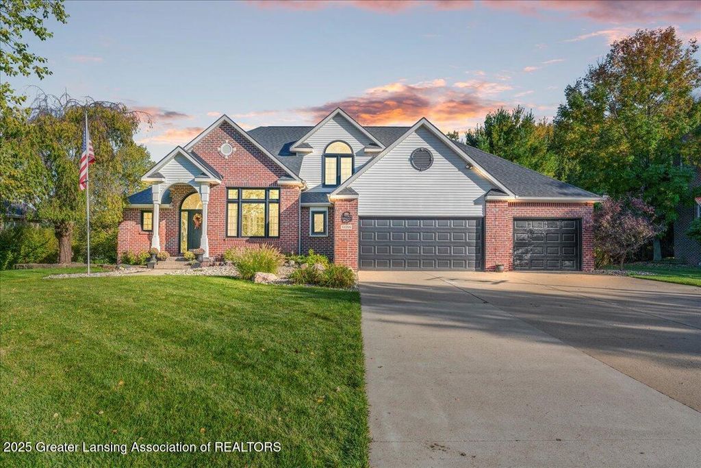 13259 Blaisdell Drive, Dewitt, MI 48820