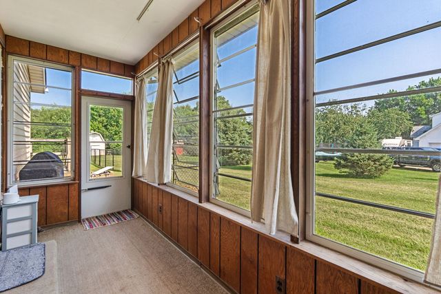 25 WOODCREST Drive, Geneseo, IL 61254