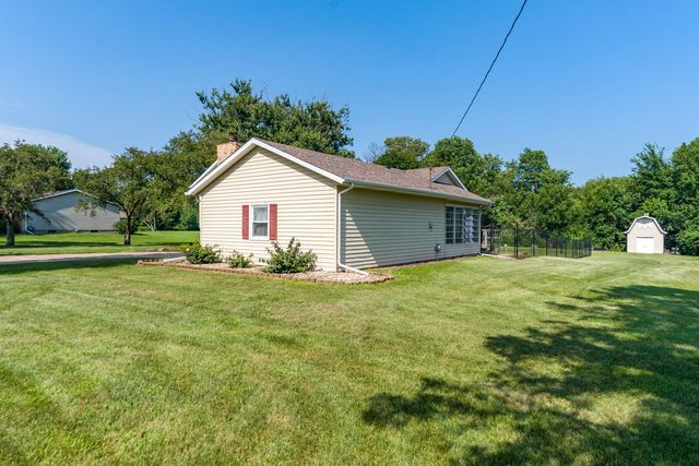 25 WOODCREST Drive, Geneseo, IL 61254