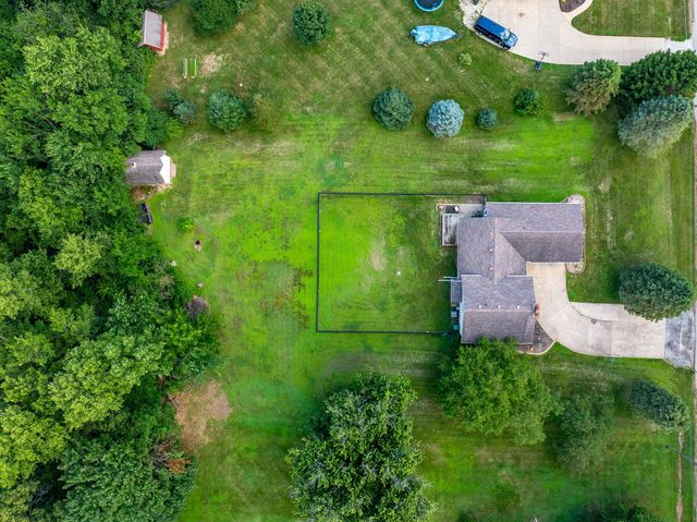 25 WOODCREST Drive, Geneseo, IL 61254