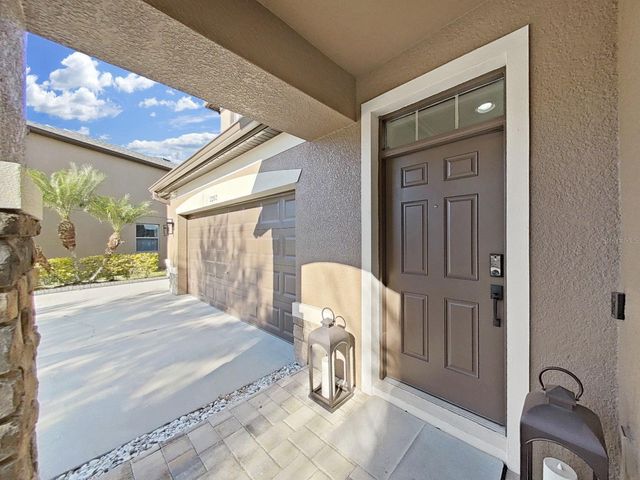 2202 LANDSIDE DRIVE, Valrico, FL 33594