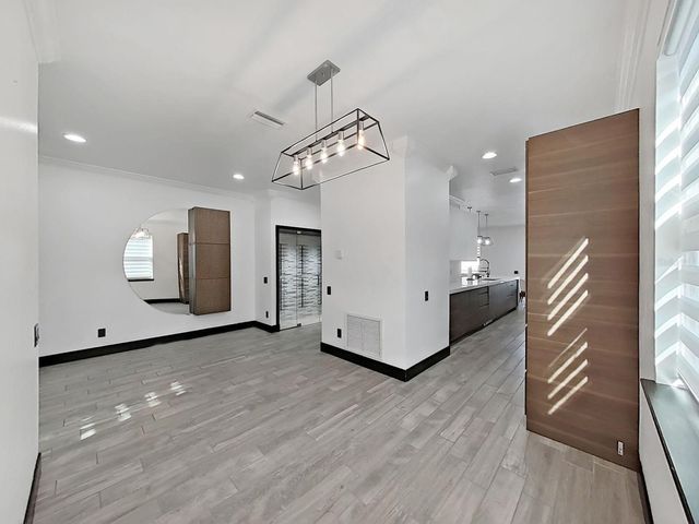 2202 LANDSIDE DRIVE, Valrico, FL 33594