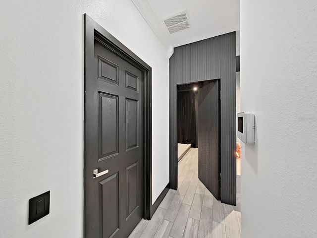 2202 LANDSIDE DRIVE, Valrico, FL 33594