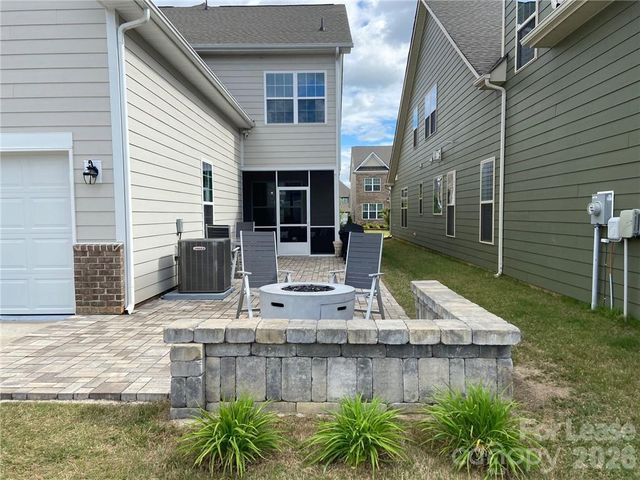 6434 Raffia Road, Charlotte, NC 28277