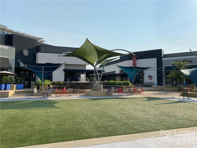 6434 Raffia Road, Charlotte, NC 28277