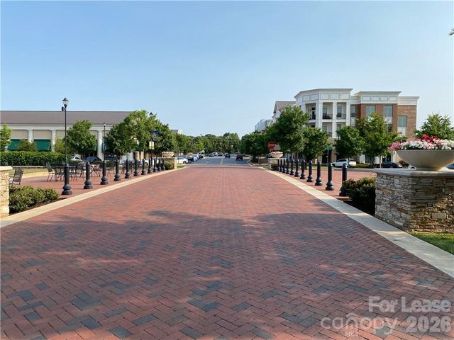 6434 Raffia Road, Charlotte, NC 28277