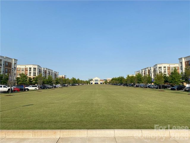 6434 Raffia Road, Charlotte, NC 28277