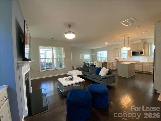 6434 Raffia Road, Charlotte, NC 28277