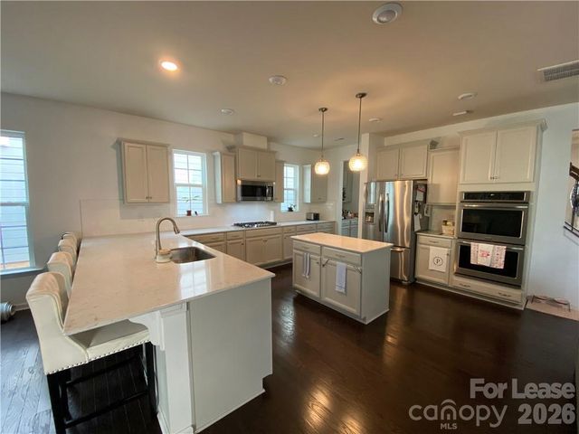 6434 Raffia Road, Charlotte, NC 28277