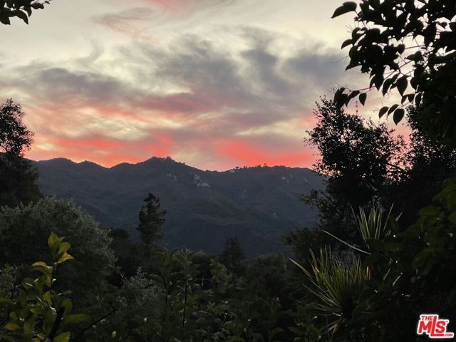 21042 Entrada Road, Topanga (los Angeles), CA 90290