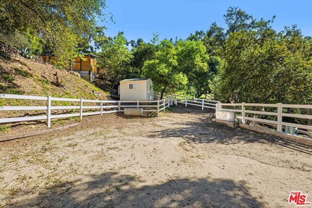 21042 Entrada Road, Topanga (los Angeles), CA 90290