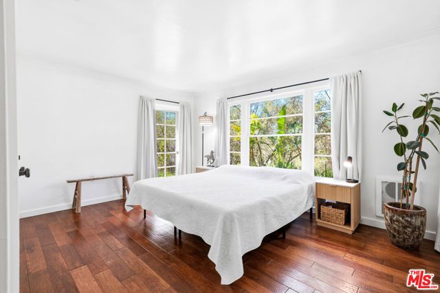 21042 Entrada Road, Topanga (los Angeles), CA 90290