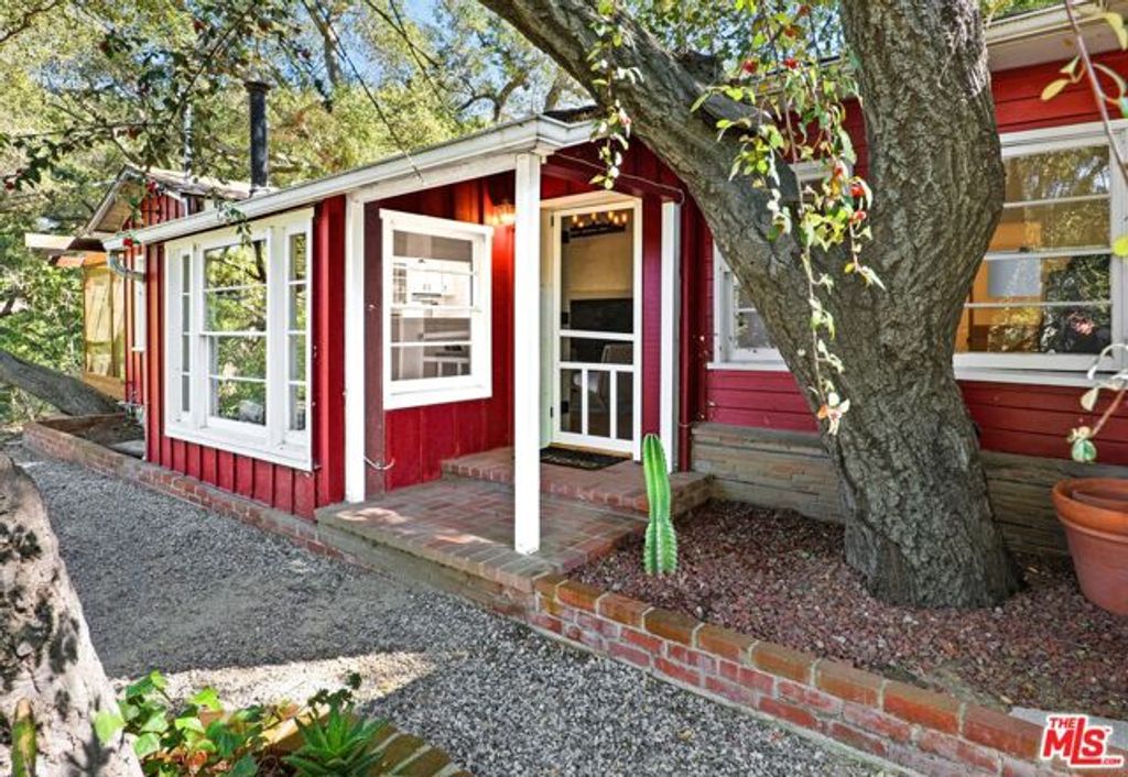 21042 Entrada Road, Topanga (los Angeles), CA 90290