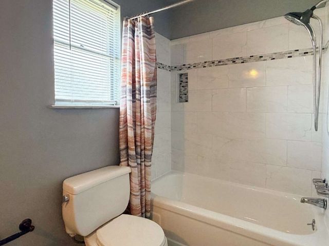 604 Mesquite Avenue, Crowley, TX 76036