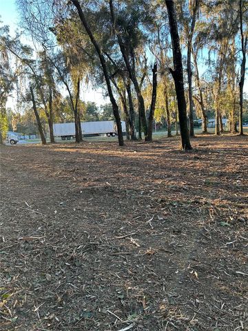 18376 US HWY 301, Dade City, FL 33523