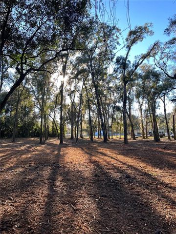 18376 US HWY 301, Dade City, FL 33523