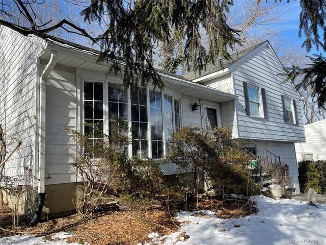 35 Lincoln Place, White Plains, NY 10603