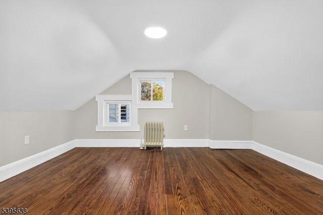 23 Chancellor Ave, Newark City, NJ 07112