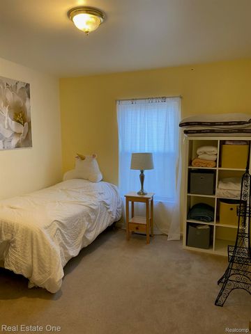 12147 Rockland, Redford Charter Township, MI 48239