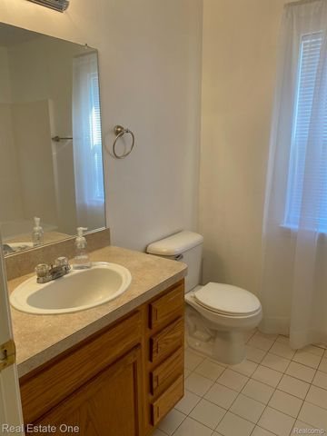 12147 Rockland, Redford Charter Township, MI 48239