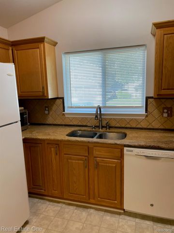 12147 Rockland, Redford Charter Township, MI 48239