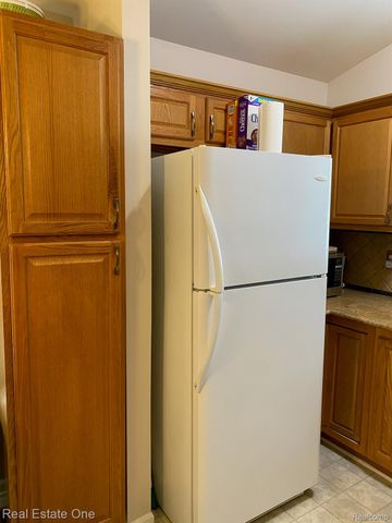12147 Rockland, Redford Charter Township, MI 48239