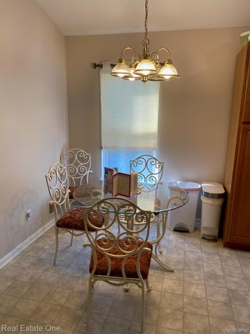 12147 Rockland, Redford Charter Township, MI 48239
