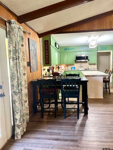 5081 ST HWY 135N, Jacksonville, TX 75766