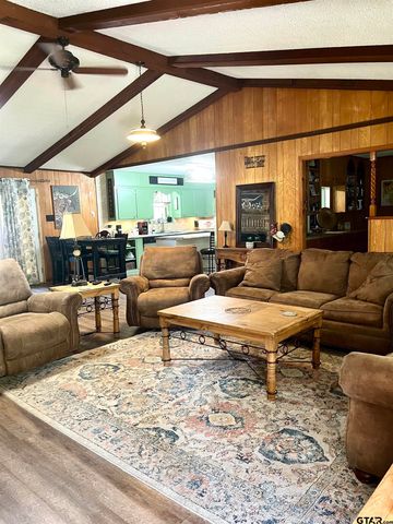 5081 ST HWY 135N, Jacksonville, TX 75766