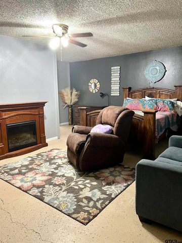 5081 ST HWY 135N, Jacksonville, TX 75766