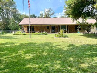 5081 ST HWY 135N, Jacksonville, TX 75766