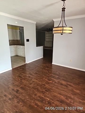 2414 NW Nottingham Rd, Lawton, OK 73505