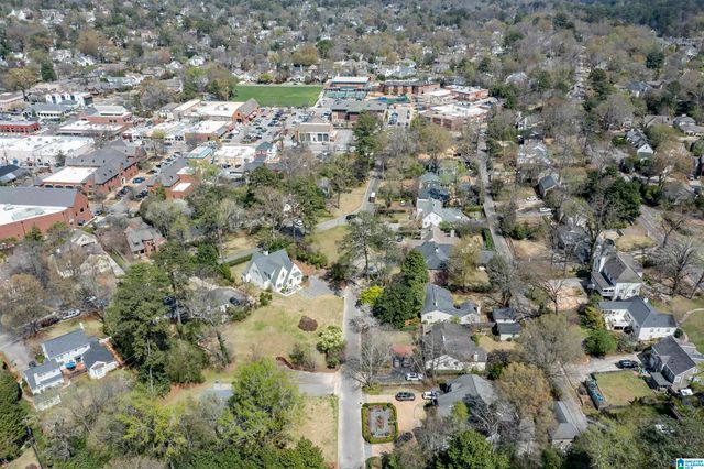 3750 W JACKSON BOULEVARD, Mountain Brook, AL 35213