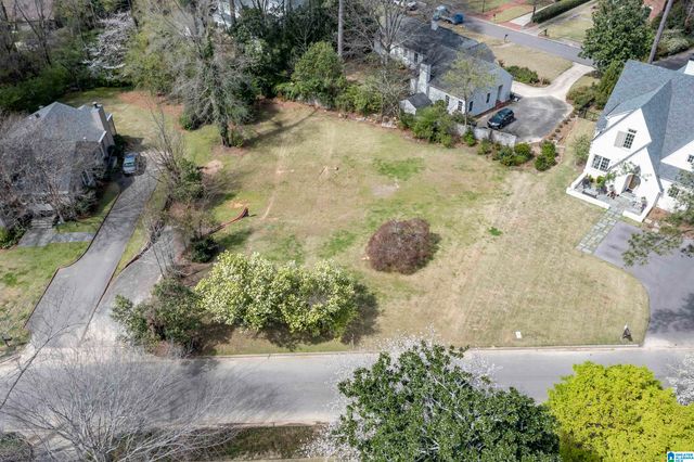 3750 W JACKSON BOULEVARD, Mountain Brook, AL 35213
